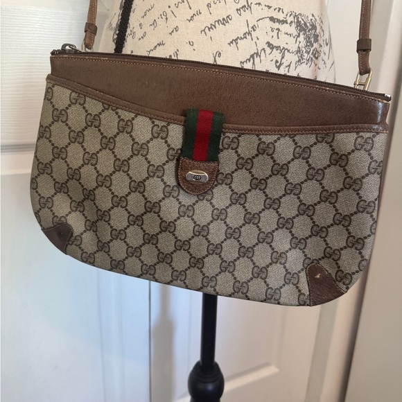 Gucci Handbags - Vintage Gucci Crossbody Bag